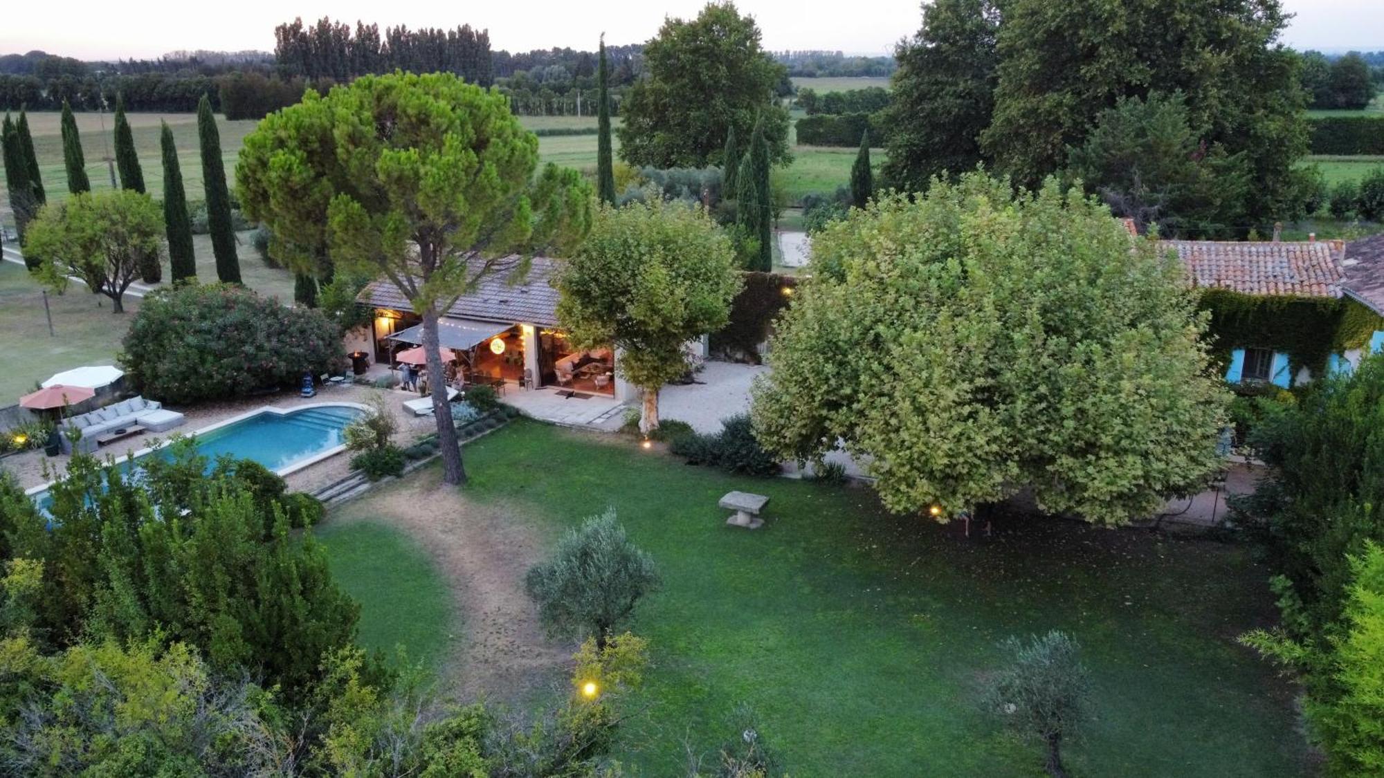 Le Mas Des Perrines Maison D'Hotes Перн-ле-Фонтен Экстерьер фото